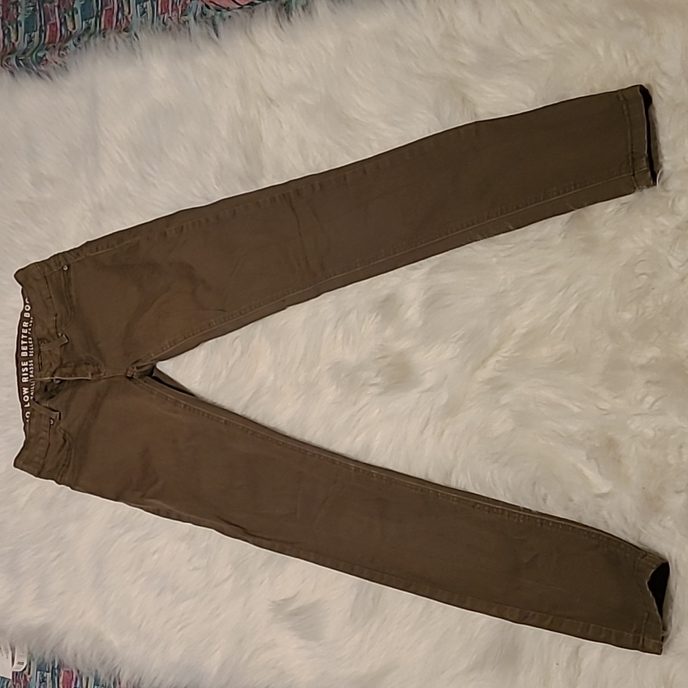 Low Rise Booty Soft Jean's